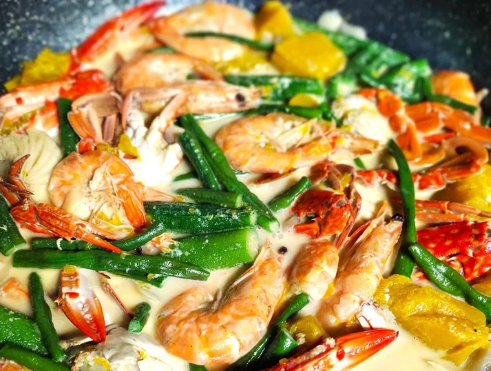 Ginataang Kalabasa with Crab